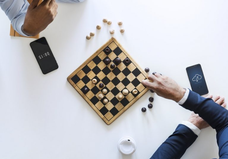jouer jeu de société